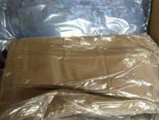 Mixed Box of ~575 Napkins