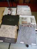 *12 Wallpaper Sample Books