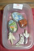 Six Vintage Costume Jewellery Brooches