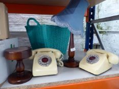 *decorative props and items, table lamp, wooden stand to cream old-fashioned dial telephones green b