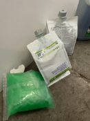 *4 x handwash pouches
