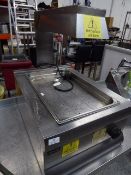 *Lincat bain marie with overhead heat lamp