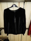 *Saloos Ladies Top Size: 14