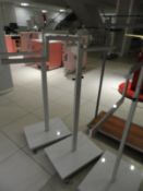 *White Mobile Garment Rail