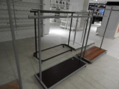 *Mobile Garment Rail with Plate Glass Shelf