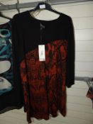 *Saloos Ladies Dress Size: 20