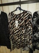 *Saloos Ladies Top Size: 18