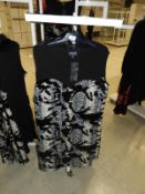 *Saloos Ladies Dress Size: 20