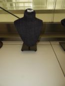 *Necklace Display Décolletage