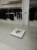 *Swastika Style Garment Rail