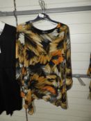 *Saloos Ladies Top Size: 10