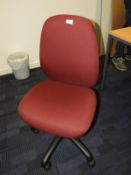 *Operator's Gas Lift Swivel Chair