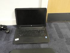 *HP TPN C125 Laptop Computer with Charger