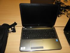 *HP 250 Laptop Computer with Charger
