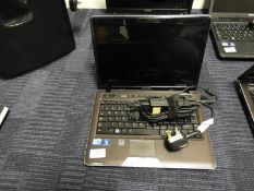 *Toshiba Satellite Pro U500 Laptop Computer