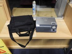 *Mitsubishi SD105U LCD Projector