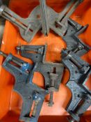 Quantity of Right Angle Clamps (tray not included)