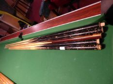 * 5 assorted pool cues