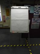 *Nobo Flipchart Easel