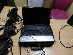 *Acer TMP253M Laptop Computer with Intel i3 Processor, Charger and Carry Bag