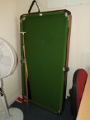 *Pot Black Snooker Table with Cues and Rest