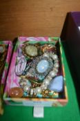 Vintage Costume Jewellery Brooches etc.