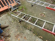 *Fifteen Rung Aluminium Roofing Ladder