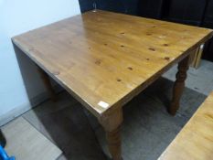 Pine Dining Table 122.5x92x77cm
