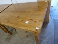 Pine Dining Table 122.5x92x77cm