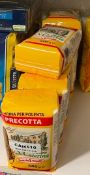 8 x Packets Of Polenta - Ref: CAM510 - CL612 - Location: London SW1PThis item is to be removed
