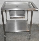 1 x Stainless Steel Commercial Kitchen Spooling Table - Dimensions: H88 x W80 x D61cm - Very