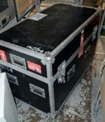 1 x Professional Flight Case With 2 Compartments On Castors - Dimensions: W112 x D61 x H85cm -