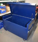 1 x TradeSafe Tool Storage Chest Ideal For Use on Worksites and Vans To Help Protect Tools