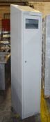 1 x Link Biocote Single Door Staff Laundry Locker in Grey With Anti Clutter Slope Top - Very Good