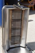 1 x Archway 4BSTD 4 Burner Doner Kebab Grill - Gas Fired - RRP £580 - Dimensions: H110 x W56 x D65