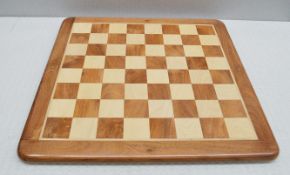 1 x Luxury Shisham Wooden Chessboard - W53 x D53 x H2.5cm - Ref: HHW006/JUL21 - CL679 - Location: