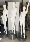 3 x Full Size Female Mannequins on Pedestal Plinth Stands - CL670 - Ref: GEM259 - Location: