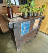 1 x Rustic Solid Wood Reception Desk - Dimensions: H90 x W98 x D54cm - Ref: MAN133 - CL677 -