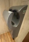 1 x Dyson Blade Hand Dryer - Ref: BK259 - CL686 - Location: Altrincham WA14This lot was recently