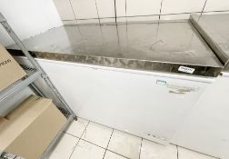 1 x Capital Cooling 450SS Commercial Chest Freezer - Dimensions: W127 x D75 x H84cm - Ref: FPSD171 -