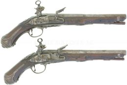 Konvolut von 2 Pistolen mit Miqueletschloss, Kal. 13mm