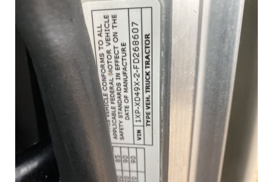 2015 Peterbilt 389 Flattop VIN: 1XPXD49X2FD268607 Odometer States: 181536 C - Image 9 of 9