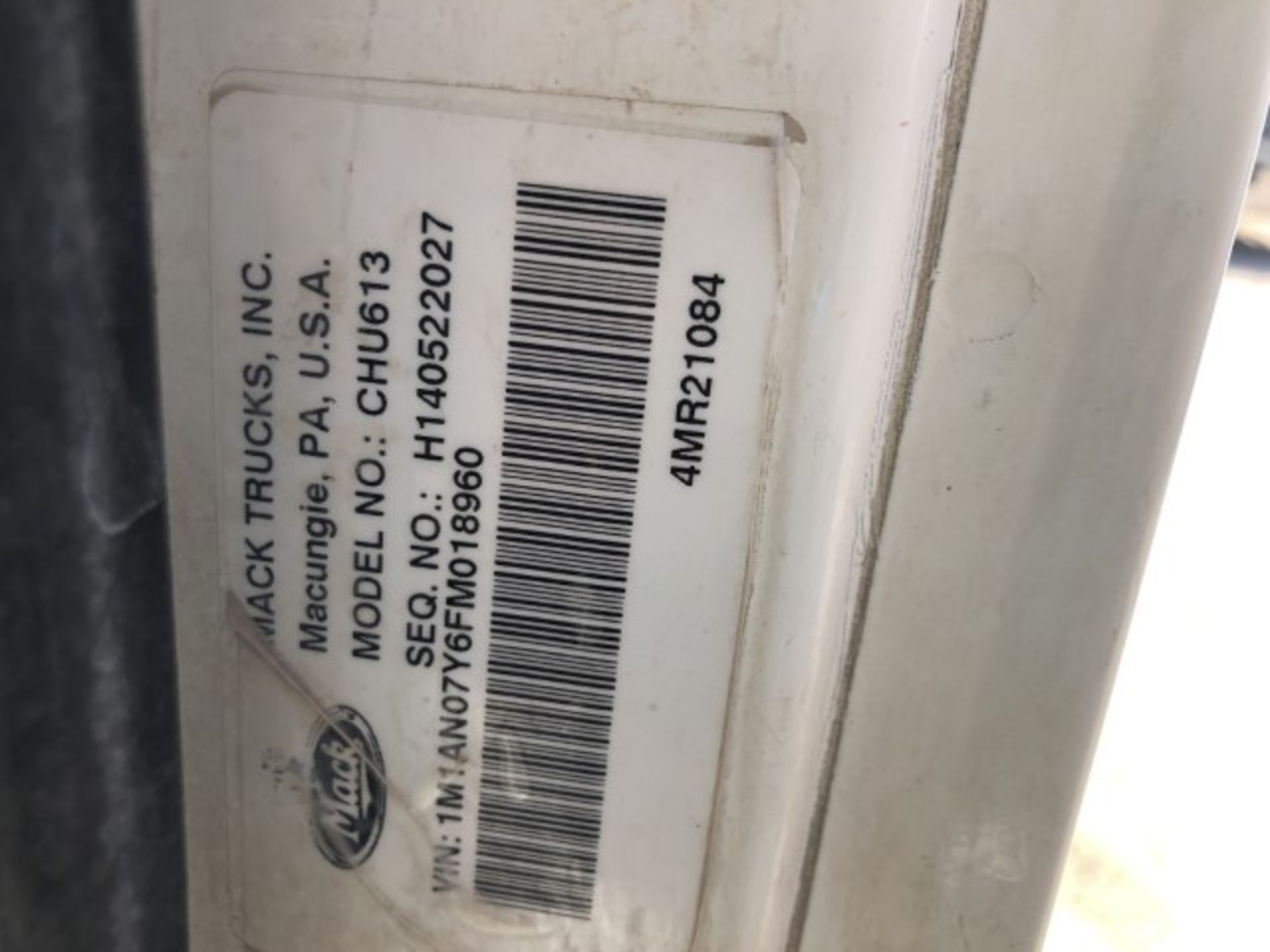 2015 Mack CHU613 VIN: 1M1AN07Y6FM018960 Odometer States: 378020 Color: Whit - Image 6 of 6