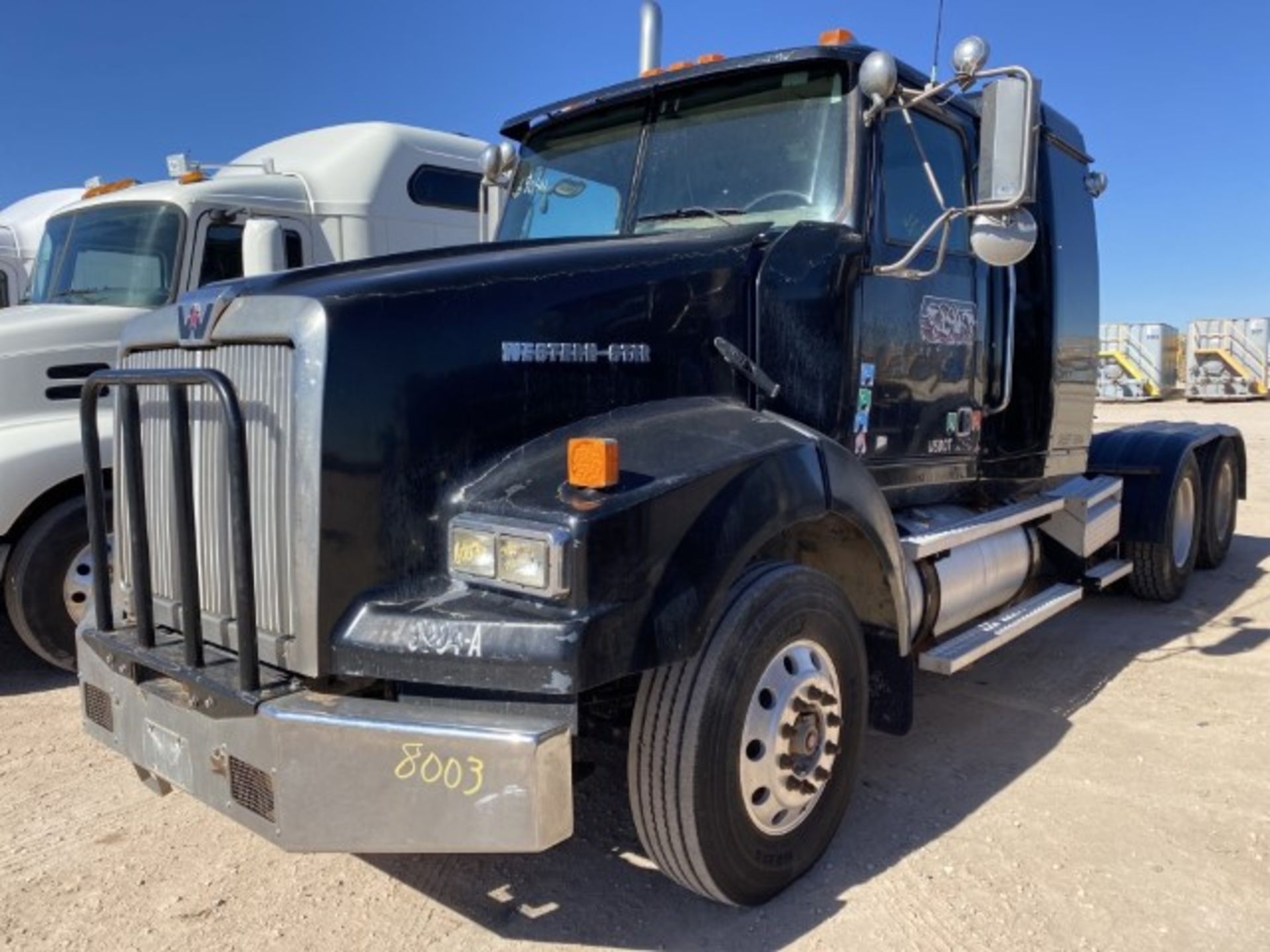 2007 Western Star 4900 VIN: 5KJJBLCB67PX71661 Odometer States: 63553 Color: