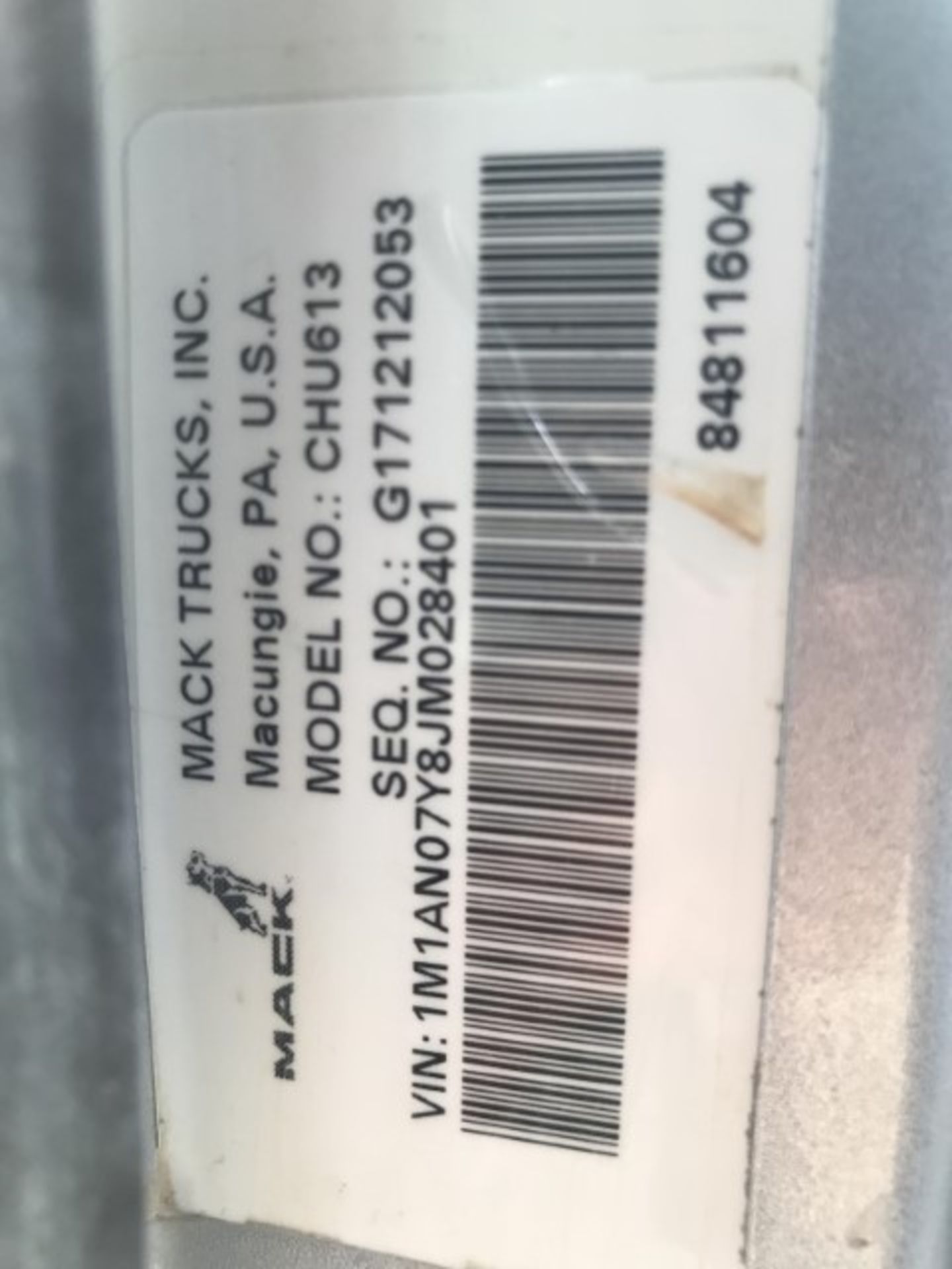 2018 Mack CHU613 VIN: 1M1AN07Y8JM028401 Odometer States: 127,183 Color: Gra - Image 8 of 8