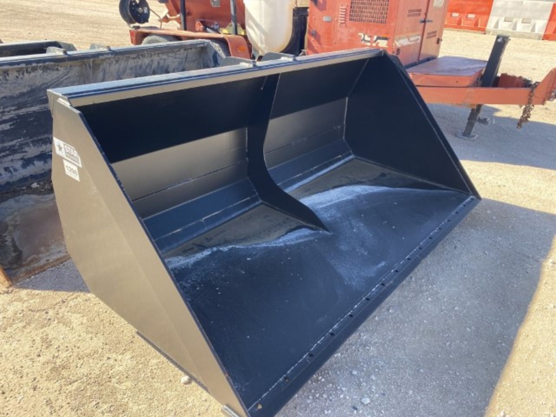 Telehandler Bucket Quick Connect Location: Odessa, TX
