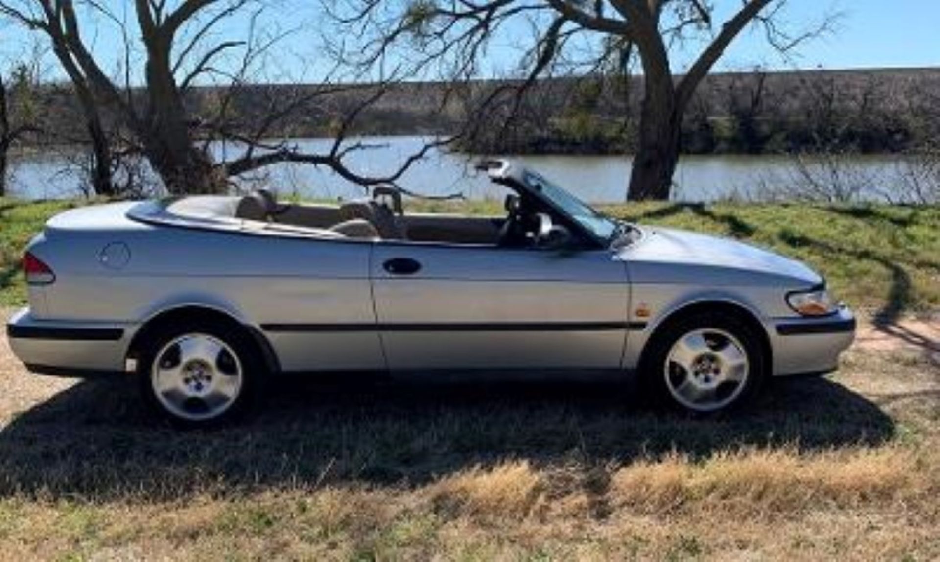 1999 Saab 9.3 Convertible VIN: YS3DF75N4X7003815 Odometer States: 85225 Col - Image 3 of 19