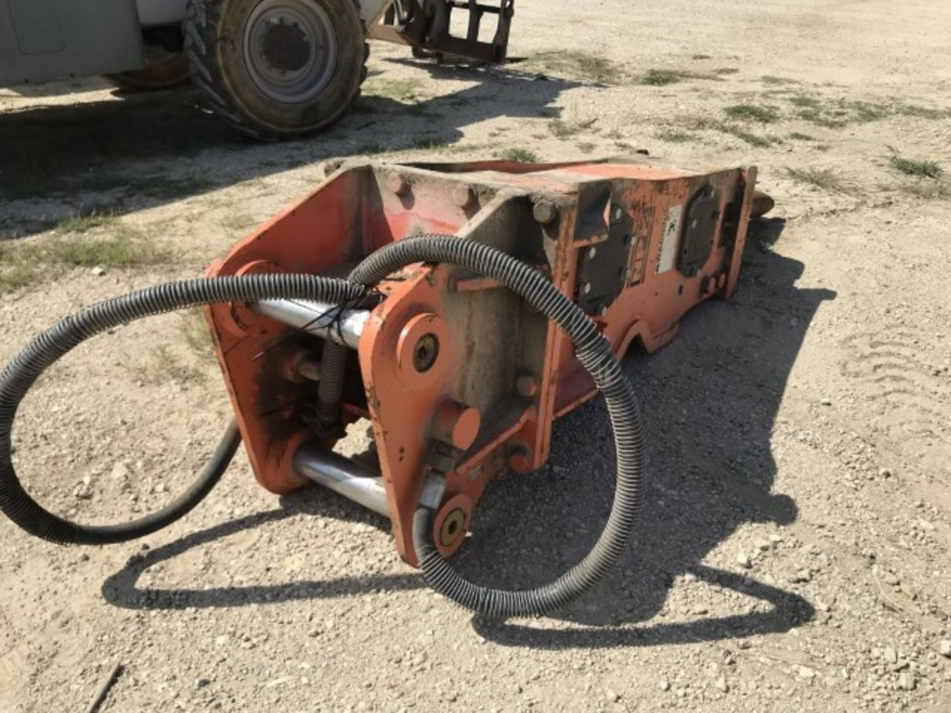 Hydraulic Hammer 1994 NPX H16X 46082 Npx H16x Hydraulic Hammer. Need Some R - Image 2 of 5