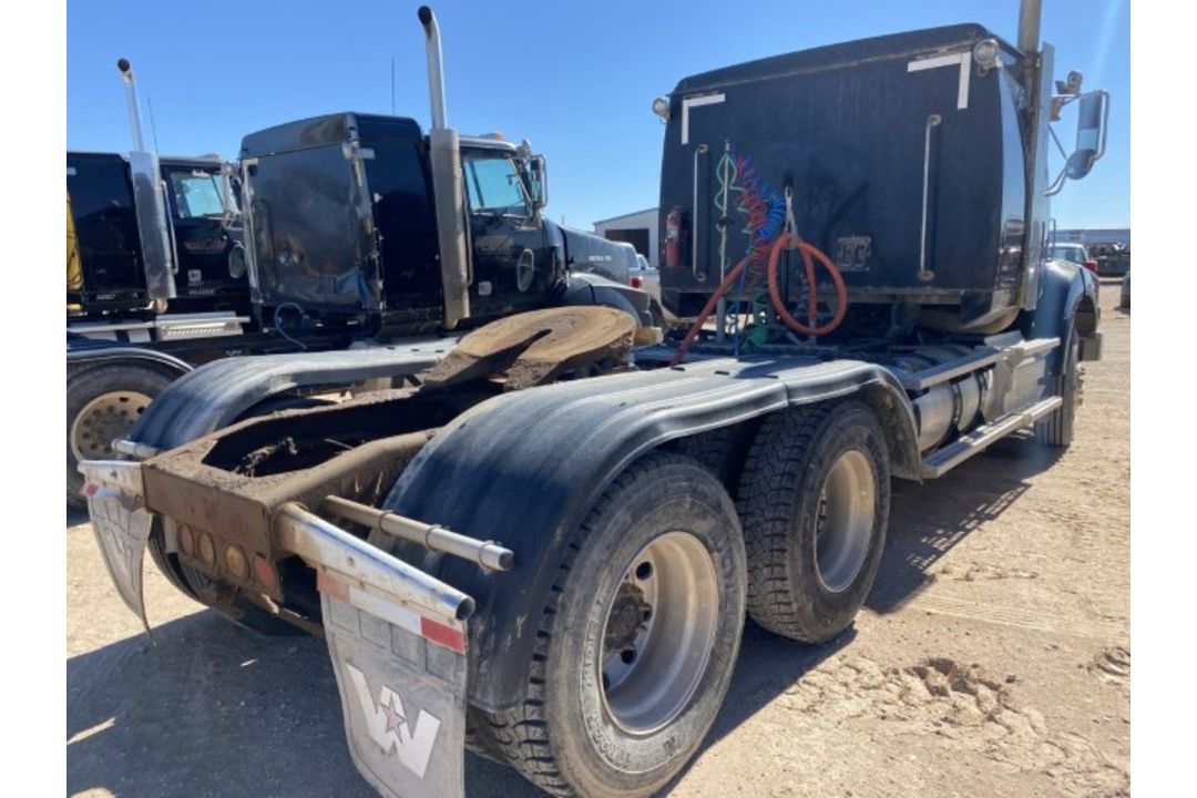 2011 Western Star 4900 VIN: 5KJJALDV0BPBA7747 Odometer States: 39177 Color: - Image 3 of 6