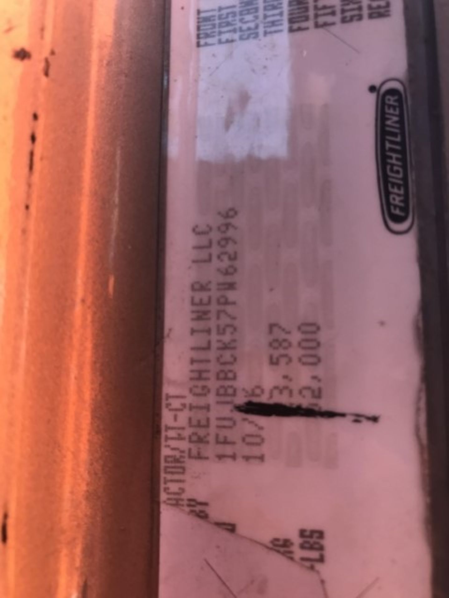 2007 Freightliner Century Class VIN: 1FUJBBCK57PW62996 Odometer States: 1,1 - Image 7 of 7